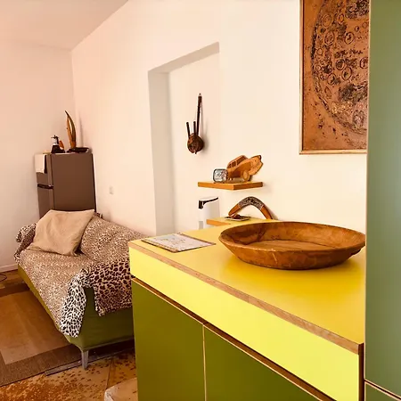 Barbara House بيت للعطل